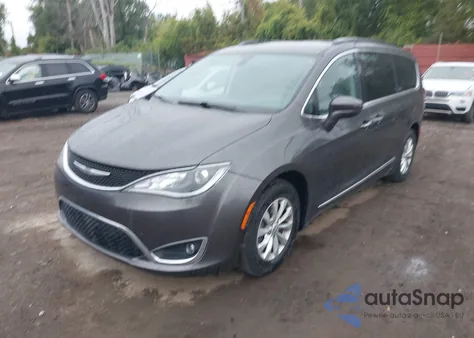 2017 Chrysler Pacifica Touring-L from USA, damaged, VIN 2C4RC1BG3HR691959